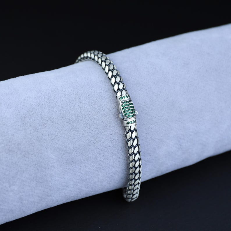 Men Silver Emerald Stone Popcorn Chain Bracelet