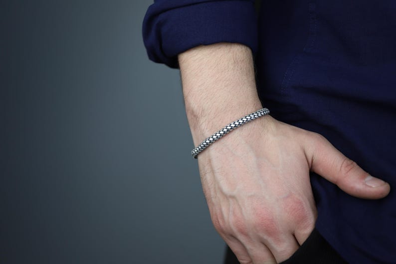 Men Silver Emerald Stone Popcorn Chain Bracelet